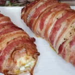 Receta de Pollo Envuelto en Tocino con Queso Fundido: Un Plato Fácil y Delicioso
